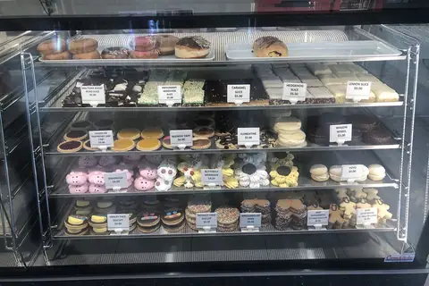 Glentons Bakery photo 1